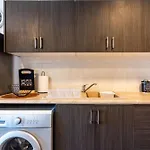 Snobby 2-bedroom Apartmán Larnaca