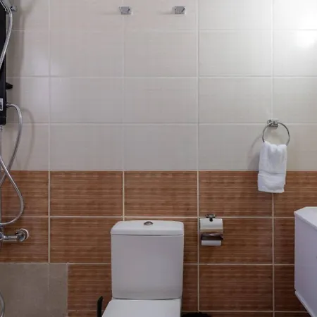 Snobby 2-bedroom Larnaca