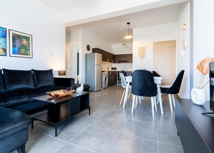 Snobby 2-bedroom Apartmán *